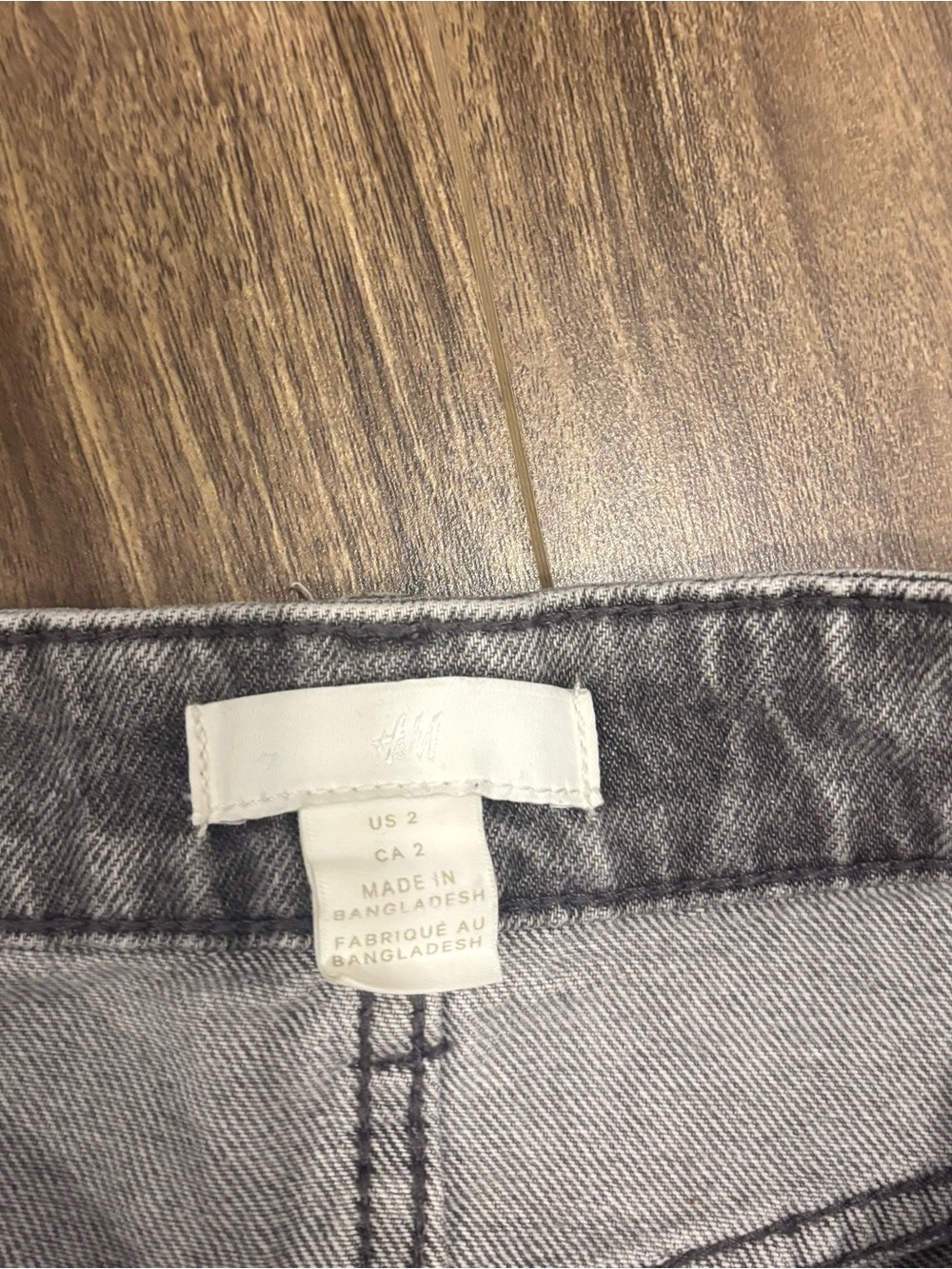 H&M High-Rise Distressed Grey Wash Women's Jeans - Picture 3 of 6